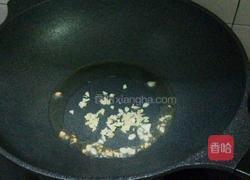 香菇炖豆腐的做法图解3