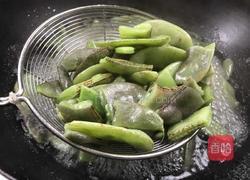 五花肉炒扁豆的做法图解5