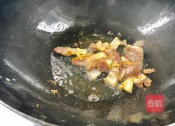 五花肉炒扁豆的做法图解8