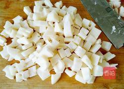 酸甜辣藕丁的做法图解2