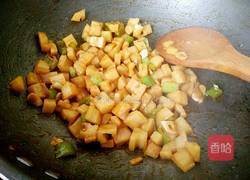 酸甜辣藕丁的做法图解11