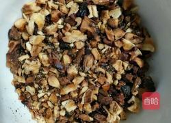 红糖核桃饼干的做法图解1