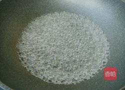 炒红果的做法图解3