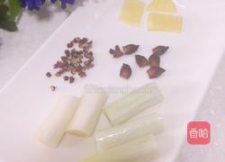 酸菜炖大骨头的做法图解4