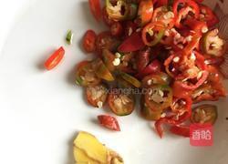 手撕翘嘴鱼的做法图解4