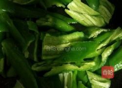 尖椒炒牛肉的做法图解7