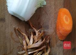 鸡蛋炸酱面的做法图解2