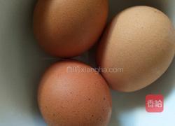 鸡蛋炸酱面的做法图解1