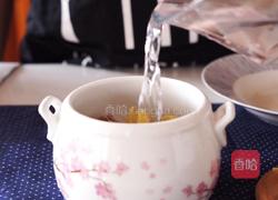 花旗参石斛花胶汤的做法图解3