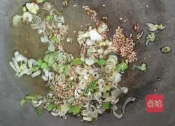 Illustration of how to make braised noodles 4