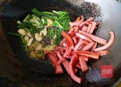 萝卜梗炒火腿肠的做法图解6
