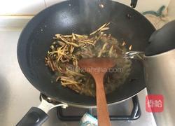 雪菜肉丝汤年糕的做法图解10