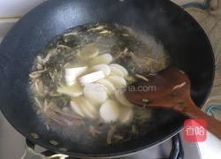 雪菜肉丝汤年糕的做法图解11