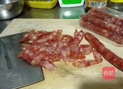 广式腊肠煲仔饭的做法图解4