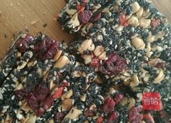 黑芝麻核桃花生糖的做法图解9