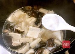 香菇豆腐汤的做法图解9