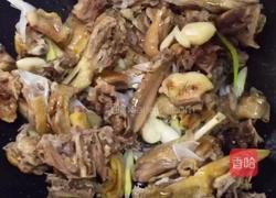 啤酒鸭（姜爆鸭子）的做法图解4