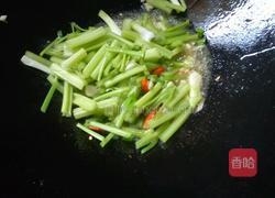 芹菜香干炒肉的做法图解10