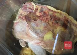 当归枸杞红枣土鸡汤的做法图解2