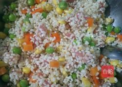 五彩糯米蛋的做法图解1