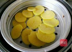 土豆芝麻球的做法图解3