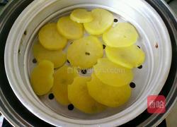 土豆芝麻球的做法图解5