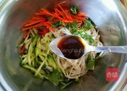 黄瓜丝拌金针菇的做法图解7