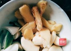 黄豆烧黄颡鱼的做法图解3