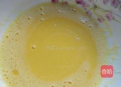 戚风蛋糕的做法图解2