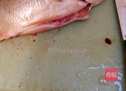 牦牛奶黄翅鱼汤的做法图解1