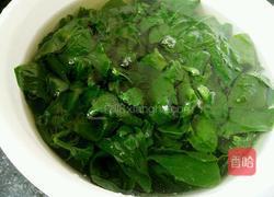 胡萝卜肉馅翡翠饺子的做法图解4