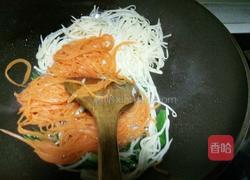 胡萝卜炒茭白的做法图解6