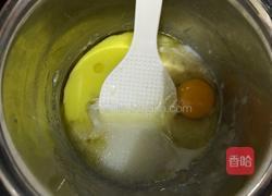 香蕉杏仁糕的做法图解2