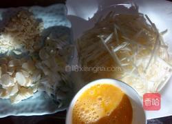 土豆丝炒鸡蛋的做法图解2
