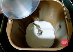 自制培根大虾披萨的做法图解2