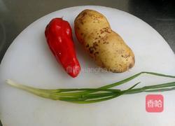 清炒土豆片的做法图解1