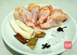 红烧鸡翅根的做法图解1