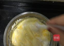 戚风蛋糕的做法图解4