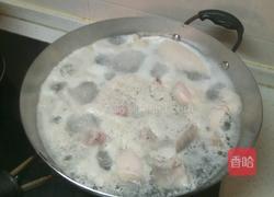 鲁菜大师蒋家菜秘制酱烧猪尾骨的做法图解3