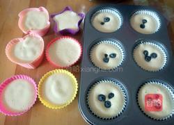 蓝莓爆浆椰香海绵蛋糕的做法图解9