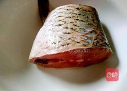 金汤柠檬鱼片的做法图解1