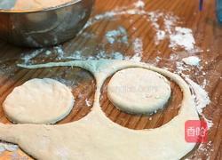 葱油饼的做法图解10