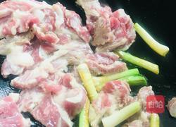 酸菜小炒肉的做法图解9