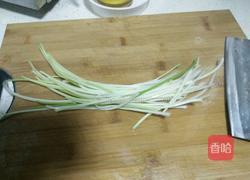 芹菜千张的做法图解1