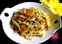 竹笋炒腊肉的做法图解12