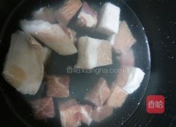 酸菜炖肉的做法图解2