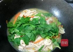 芹菜豆腐皮的做法图解6