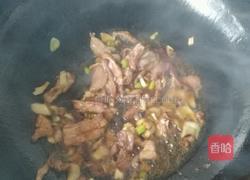 干豆腐炒蒜苗的做法图解2