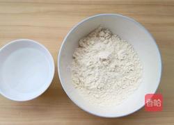 自制螺纹空心面的做法图解1