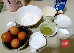 抹茶奶油蛋糕卷的做法图解1